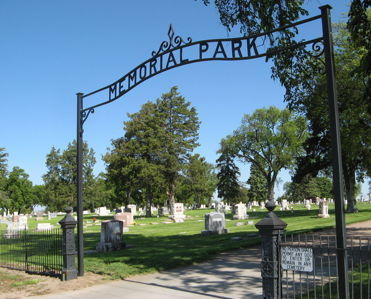 Memorial Park Cemetery